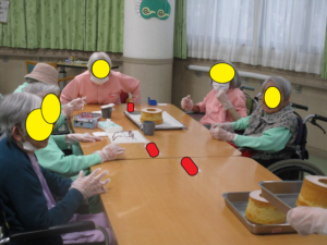 クリスマスはツリーよりも🎂